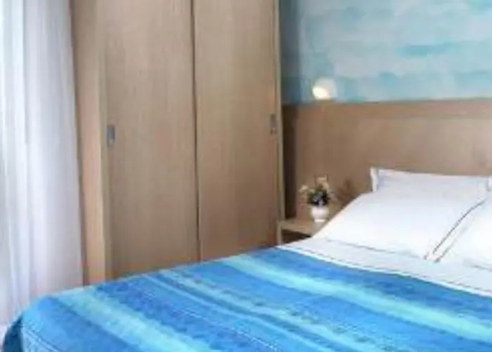 Hotel Touring 3*